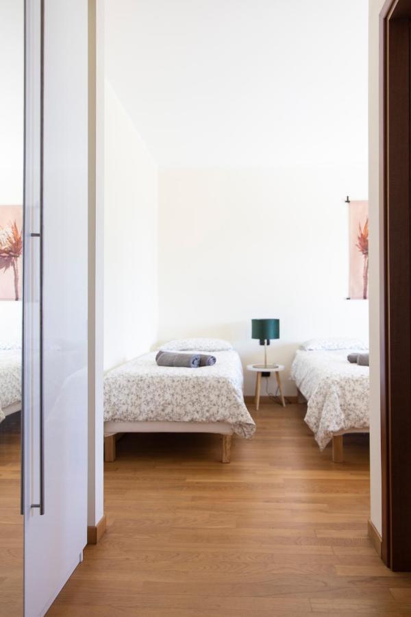 Residenza La Corte Visconti Massino Visconti Extérieur photo