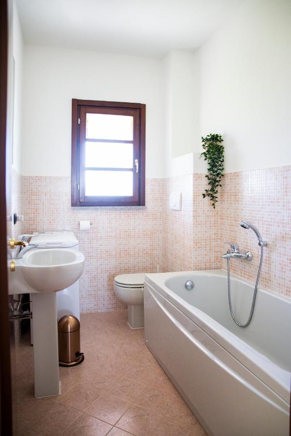 Residenza La Corte Visconti Massino Visconti Extérieur photo